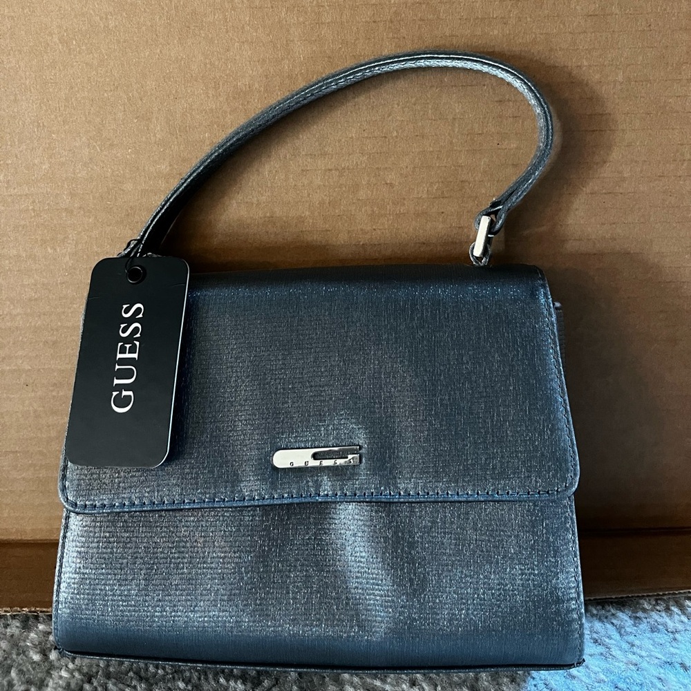 Guess Grey Shoulder Bag with Sleek Design